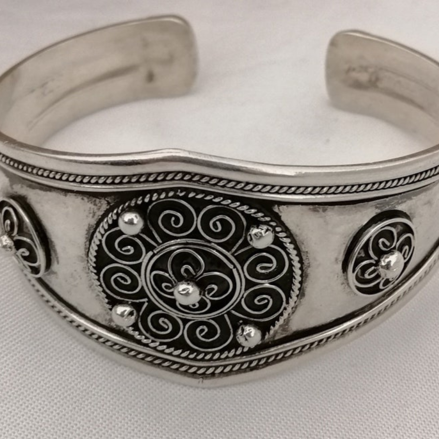 Handmade Silversmith Bracelet: Embrace Moroccan Berber Jewelry and Tribal Traditions