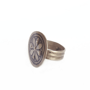 Old Tribal Ring Silver and Niello Amazigh (Berber) Akhsas Flower Ring