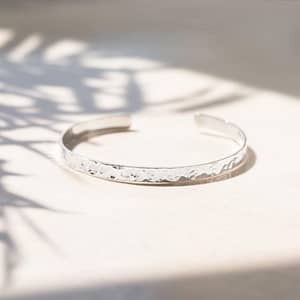 Hammered Silver Cuff Bracelet: A Stylish Statement of Artisan Craftsmanship