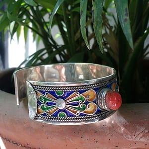 Modern Coral Silver Cuff Bracelet: Fusion of Tradition and Modernity | Unique Zoos Jewelry