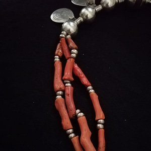 Handmade Tuareg Necklace with Silver Spirals: A Tribute to Amazigh Craftsmanship beauty