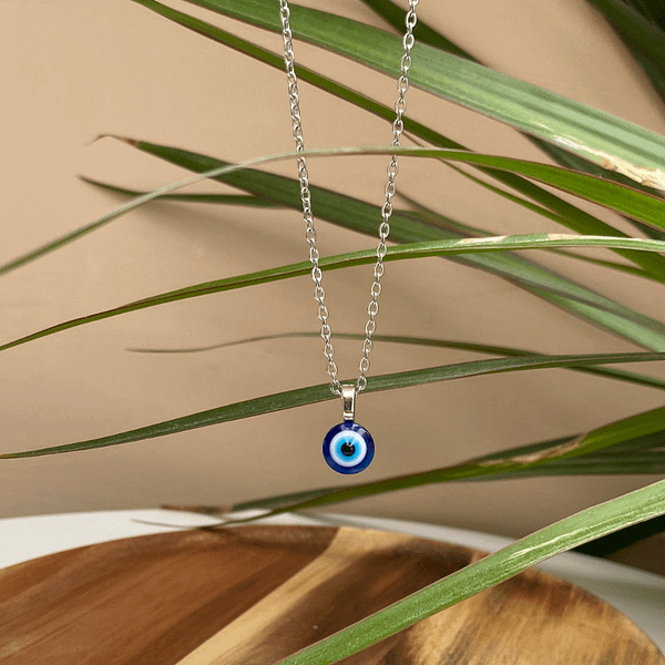 Enchanting Evil Eye Necklace - Ward off Negativity with Style and Grace!