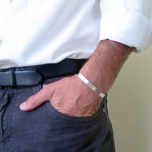 Hammered Silver Cuff Bracelet: A Stylish Statement of Artisan Craftsmanship