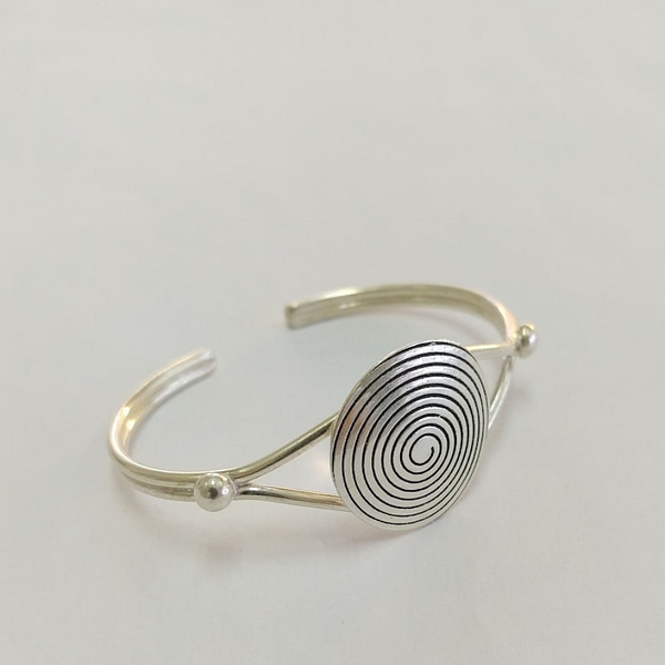 Embrace Moroccan Heritage with a Spiral Bracelet Cuff | Silver 925 | Zoos Jewelry