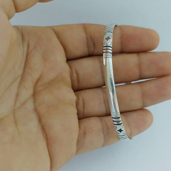 Engraved Silver Bangle Bracelet | Berber Tribal Heritage | Zoos Jewelry